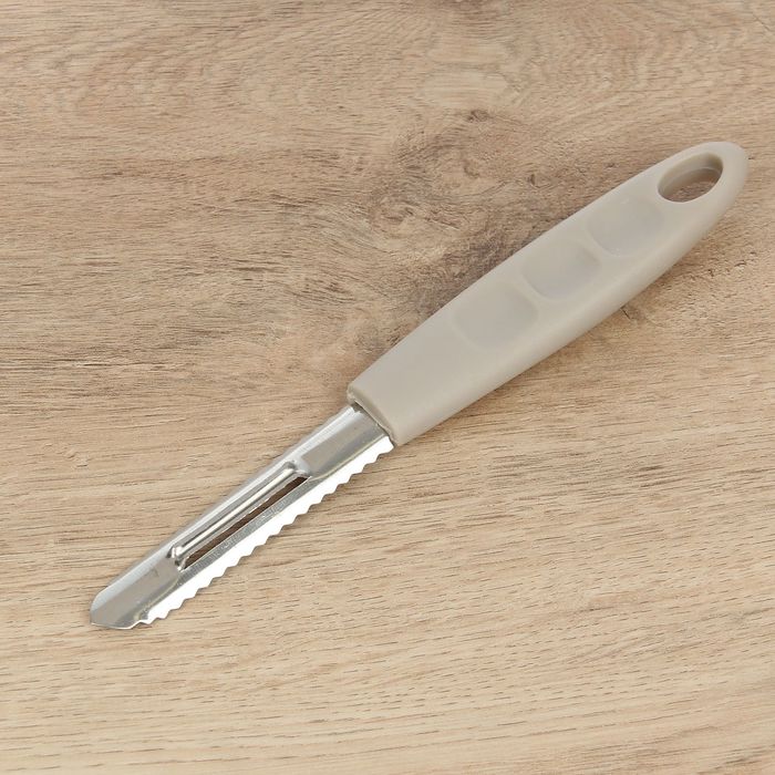 Овощечистка "Беж" вертикальная 20 см