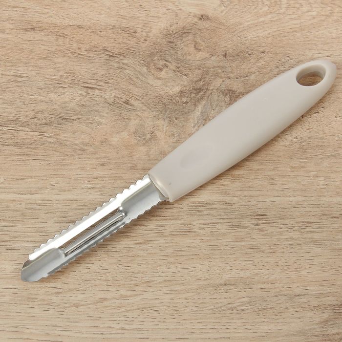 Овощечистка "Беж" вертикальная 20 см