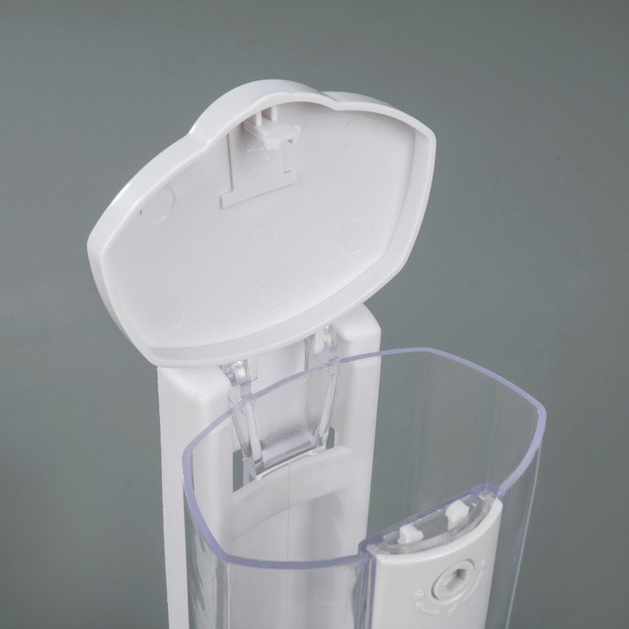 Дозатор для жидкого мыла Accoona A184, настенный, 350 мл, пластик, цвет белый