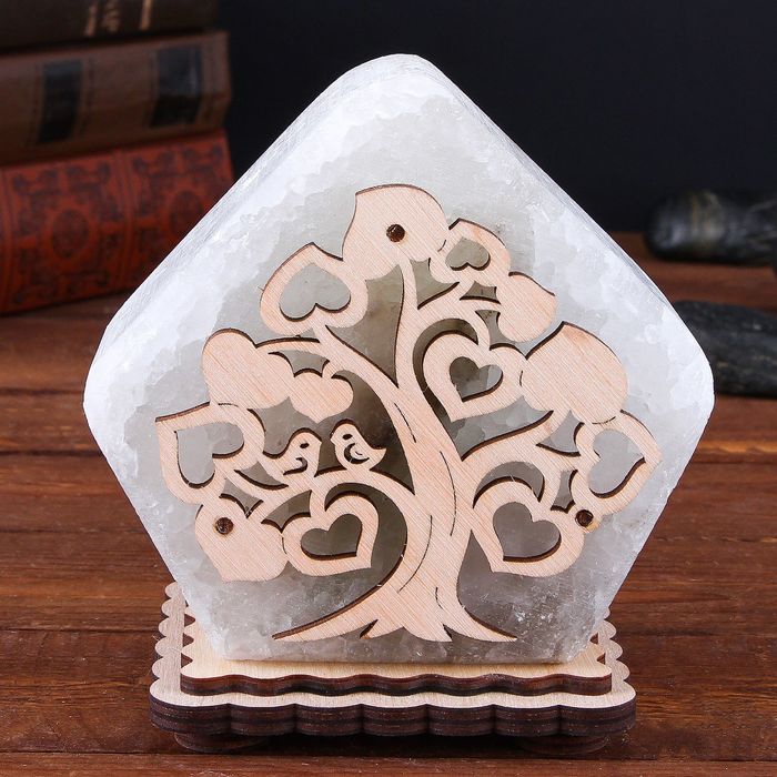 Соляной светильник "Домик из дерева", деревянный декор, цветной, зеленый, цельный кристалл