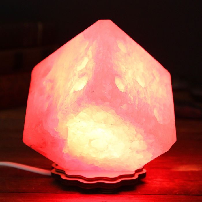 Соляной светильник "Кубик Зарик", малый, цвет красный, 10 х 10 см, цельный кристалл