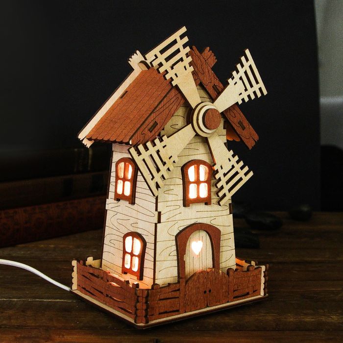 Соляной светильник "Мельница", 25 х 15 х 13 см, деревянный декор