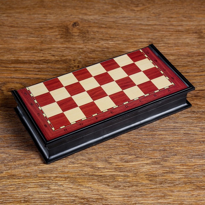 Шахматы магнитные, в коробке, 19х19см