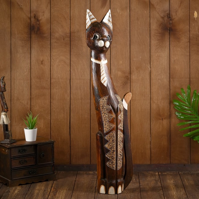 Сувенир дерево "Кошка в галстуке, на лапках рисунок треугольнички" 80х17х6 см