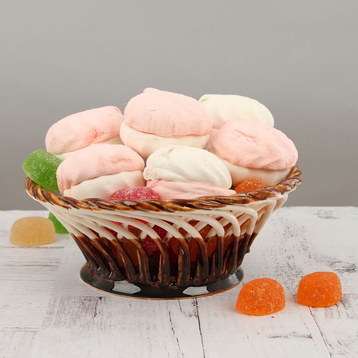 Конфетница "Плетенка", круг с переходом к белому