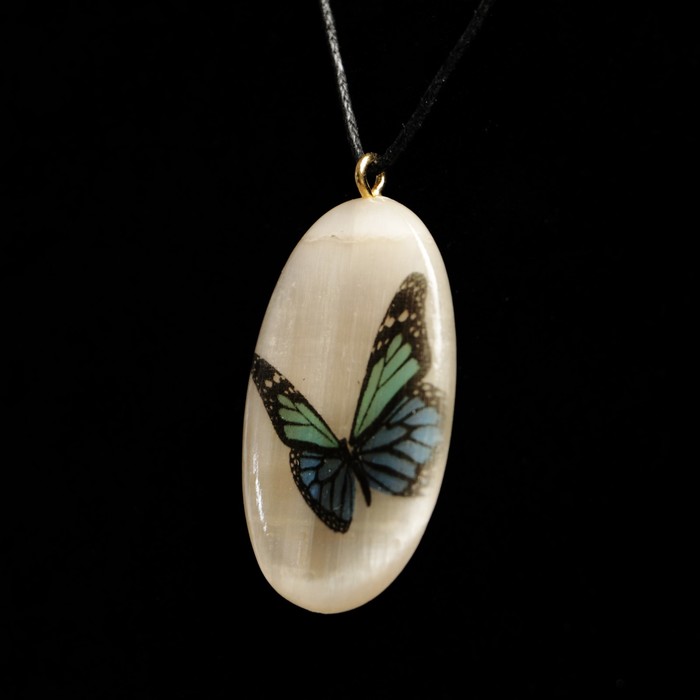 Кулон «Порхающая бабочка»