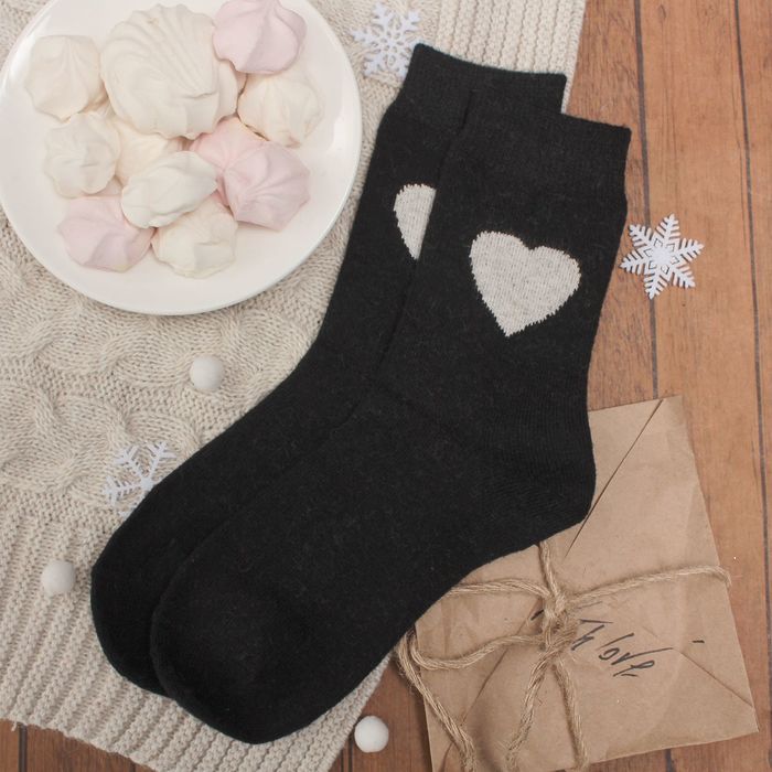 Носки женские тёплые Colloista "Сердце", размер 23-25, цвет черный