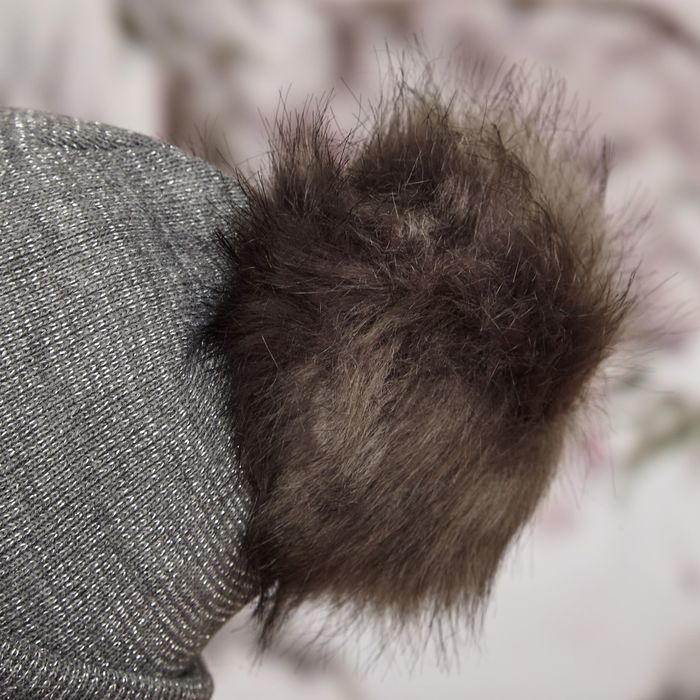 Шапка демисезонная с помпоном, размер 52-54, цвет тёмно-серый