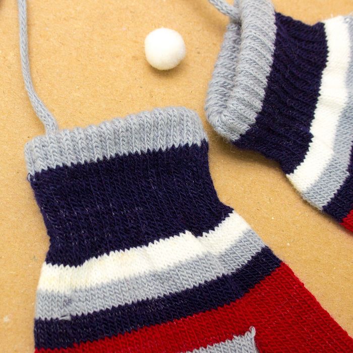 Варежки детские на верёвочке "Мишутка", размер 12 (р-р произв. 12*6 см)