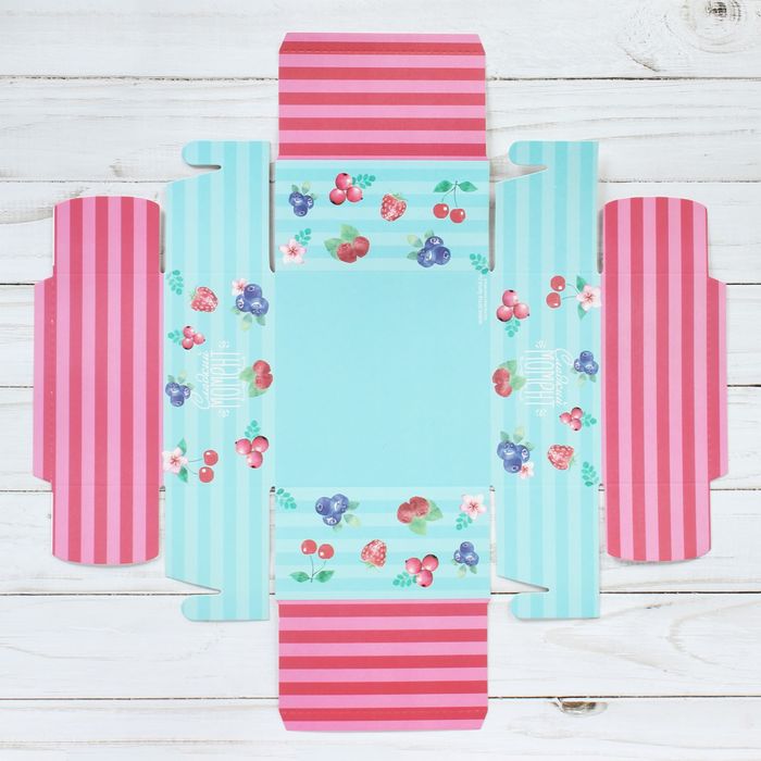 Коробка для кондитерских изделий с PVC крышкой «Сладкий момент» 12 х 6 х 11,5 см