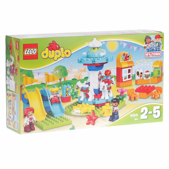 Конструктор "Семейный парк аттракционов", 61 деталь