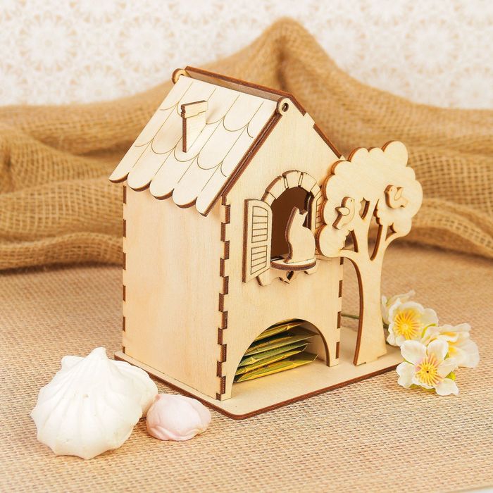 Чайный домик из фанеры "Сад с кошкой" 17х17 см