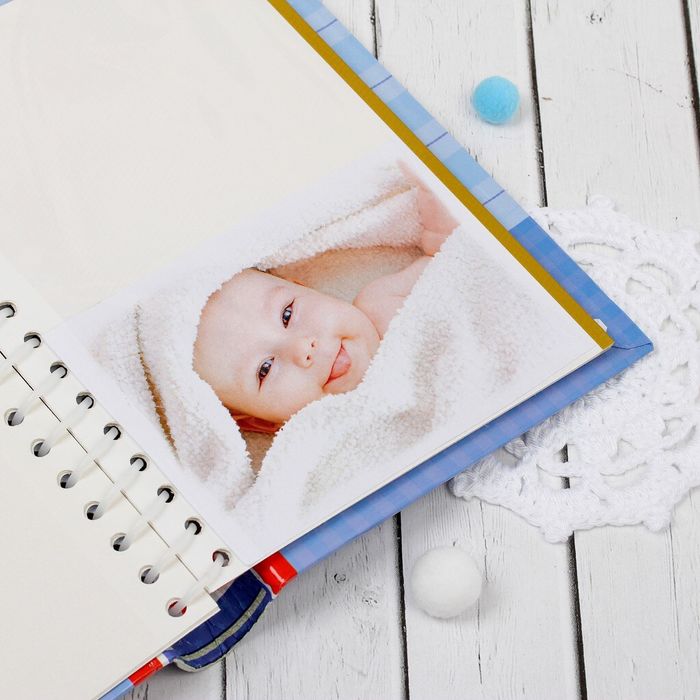 Подарочный набор: фотоальбом 10 магнит. листов, набор памятных коробочек в пенале "Мой первый год", Микки Маус, Дисней Беби