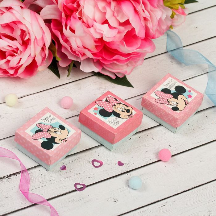 Подарочный набор: фотоальбом 10 магнит. листов, набор памятных коробочек в пенале "Мой первый год", Минни Маус, Дисней Беби