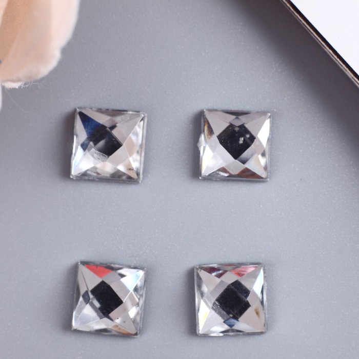 Декор для творчества пластик "Стразы квадрат. Прозрачные" набор 38 шт 0,8х0,8 см