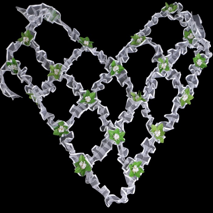 Украшение на капот "Сетка", цвет белый