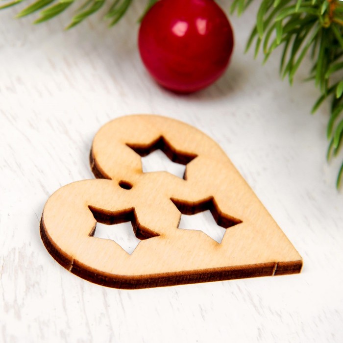 Деревянные подвески "Сердца " на планшетке 8 шт.