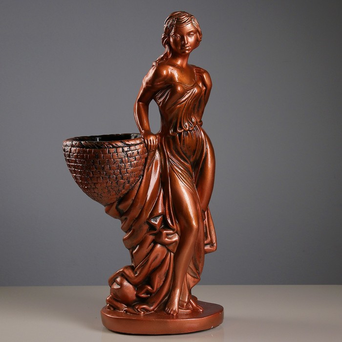 Фигурное кашпо "Девушка с корзиной" медь 64см