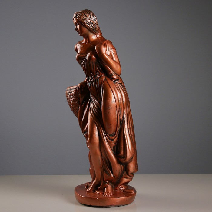 Фигурное кашпо "Девушка с корзиной" медь 64см