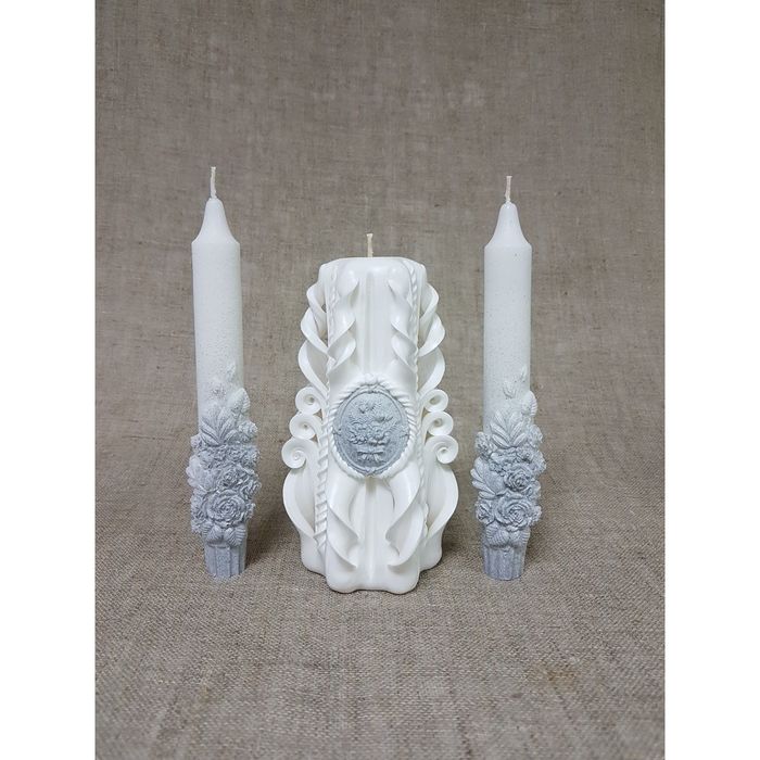 Набор Свадебных свечей с букетом бело-серый