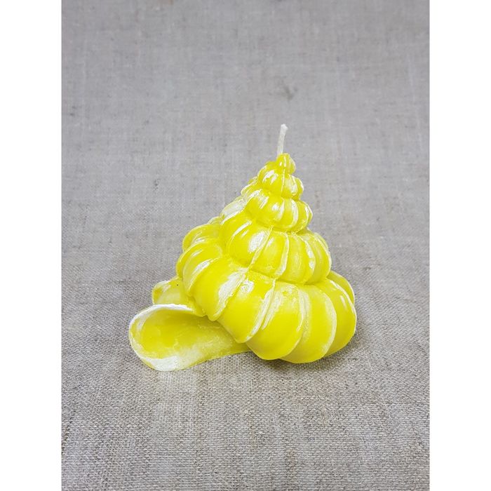 Свеча "Ракушка" 10.5*11.5 желтая