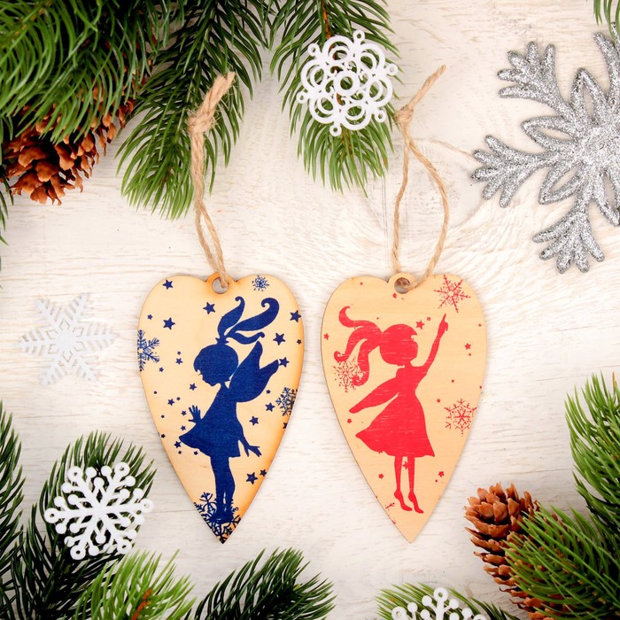 Подвеска новогодняя с цветным принтом "Сердца" 2 шт.