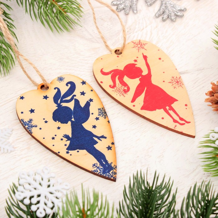 Подвеска новогодняя с цветным принтом "Сердца" 2 шт.