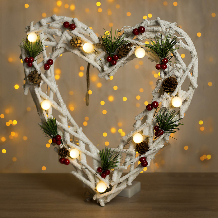Фигура дерев "Сердце из белых веток" 35х6х35 см (3xAA не в компл.) 10 LED, ТЕПЛО-БЕЛЫЙ