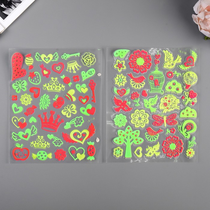 Наклейка пластик светящаяся "Любовь. Птицы" МИКС 30х18 см