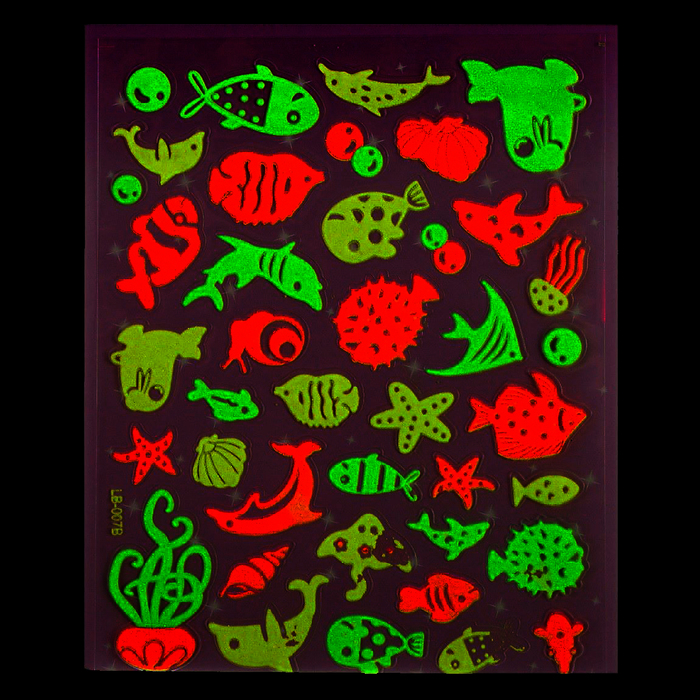 Наклейка пластик светящаяся "Морской мир" МИКС 30х18 см