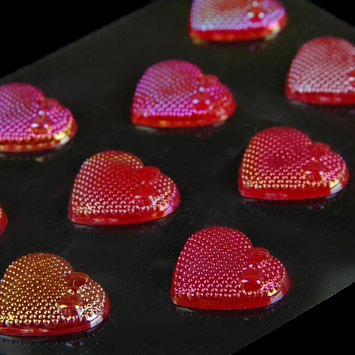 Наклейка пластик стразы "Большие сердца" МИКС 31,5х10,7 см
