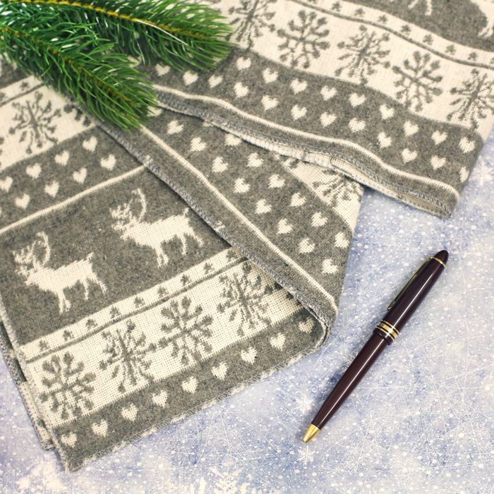 Подарочный набор "Счастливого Нового года!": теплый шарф и ручка