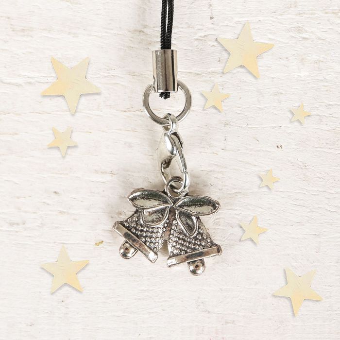 Подвеска в форме колокольчиков «Семья на катке», 8 х 11 см