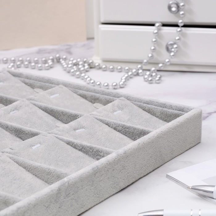 Подставка под кулоны, цепочки, подвески 18 шт, 35*24*3, цвет серый