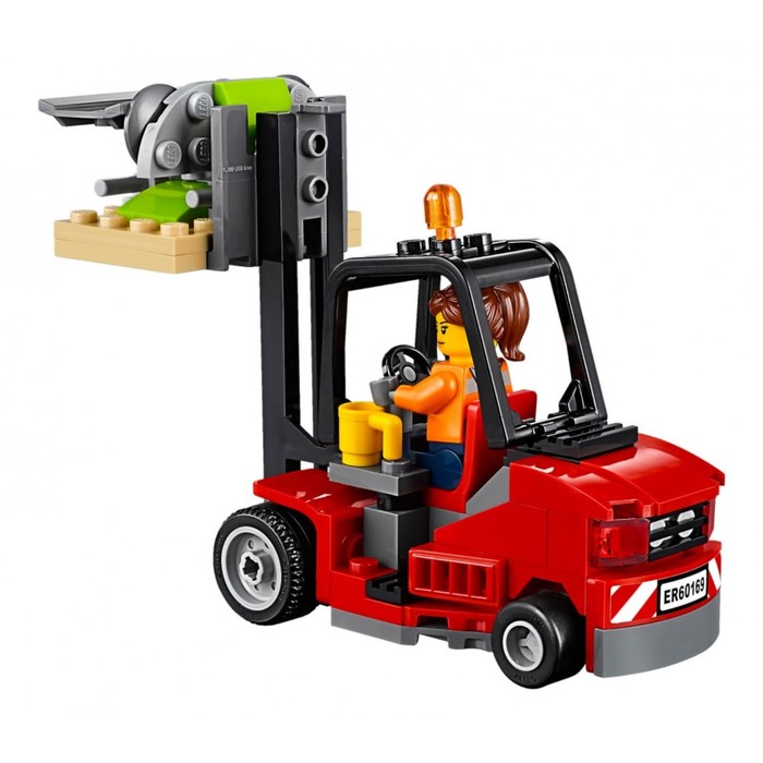 Конструктор «Грузовой терминал», 740 деталей