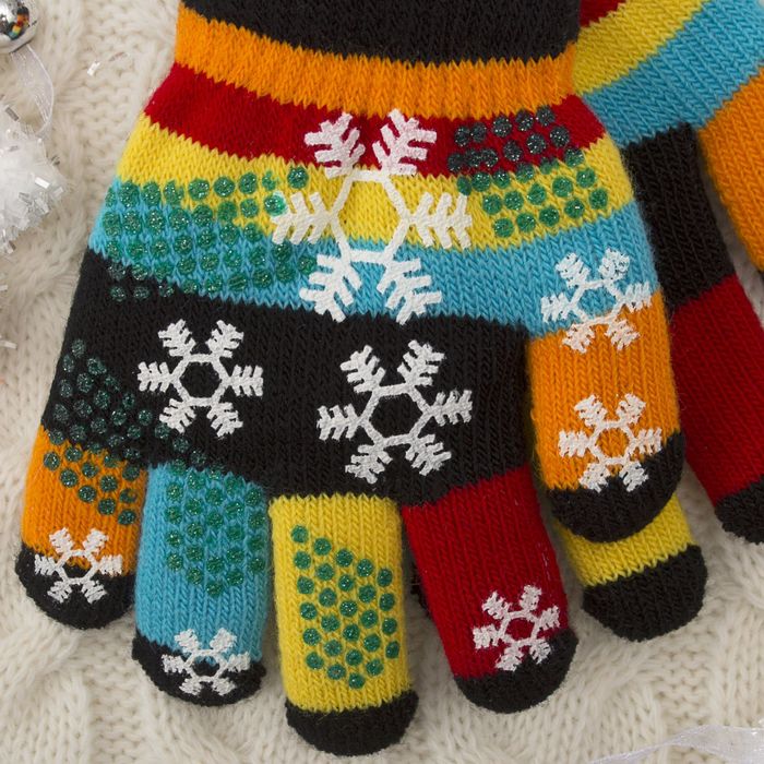 Перчатки детские двуслойные Collorista "Снежинки", размер 18 (р-р произв. 9), цвет чёрный