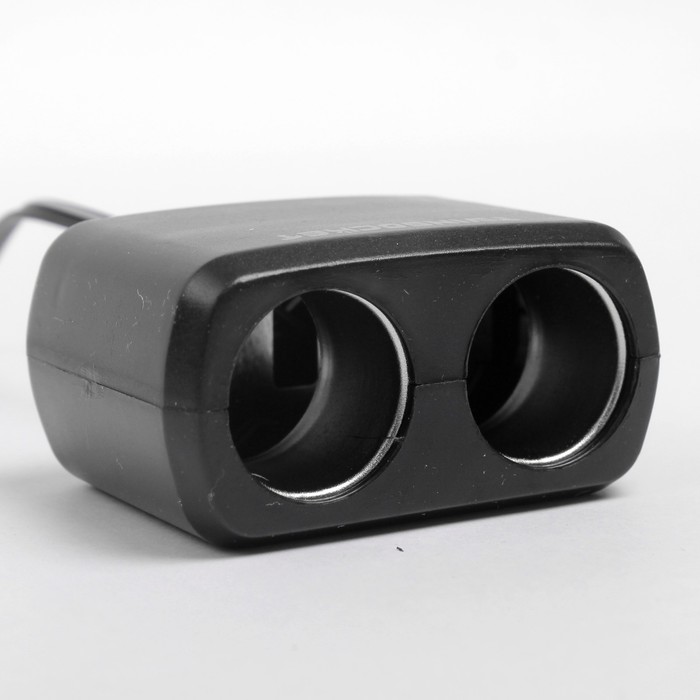 Разветвитель прикуривателя, на проводе, 2 входа + USB, чёрный