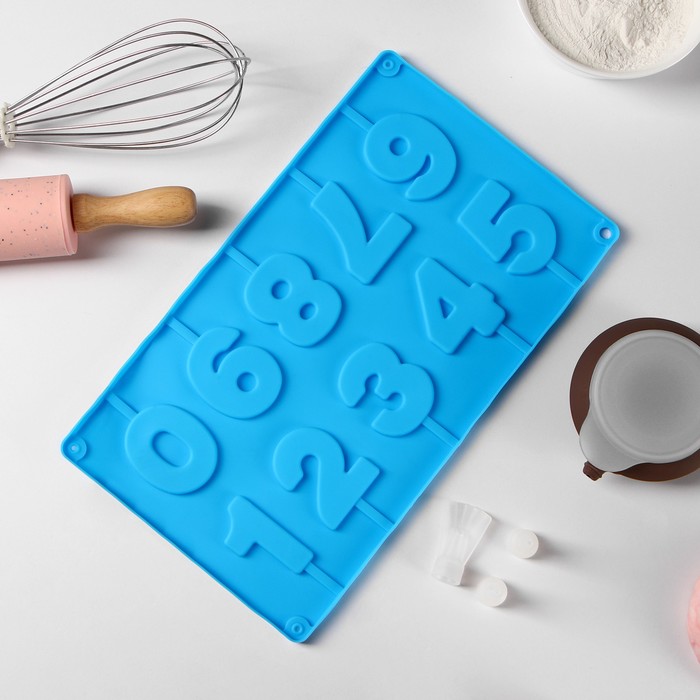 Набор для выпечки 5 предметов "Цифры": форма, емкость для крема, 3 насадки 2х1 см