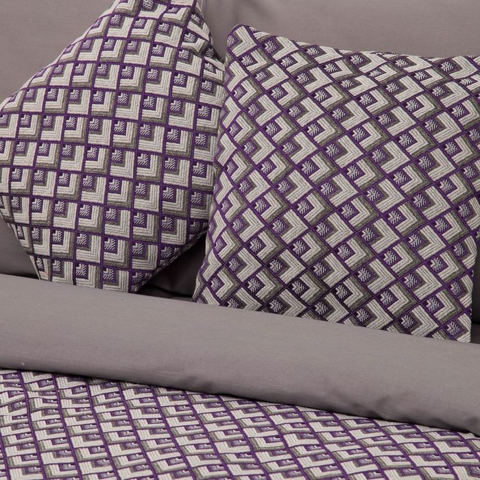 Наволочка декоративная "Этель" Фиолетовые ромбы 40х40 ± 2 см