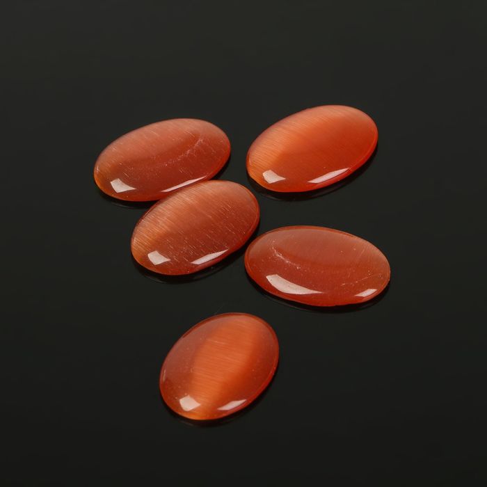 Кабошон "Кошачий глаз" овал 13*18мм (набор 5шт), цвет красный