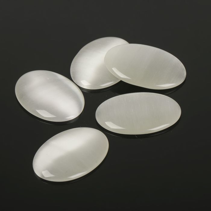 Кабошон "Кошачий глаз" овал 18*25мм (набор 5шт), цвет белый