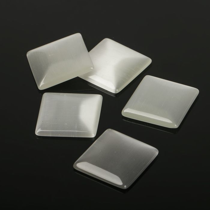 Кабошон "Кошачий глаз" квадрат 20*20мм (набор 5шт), цвет белый