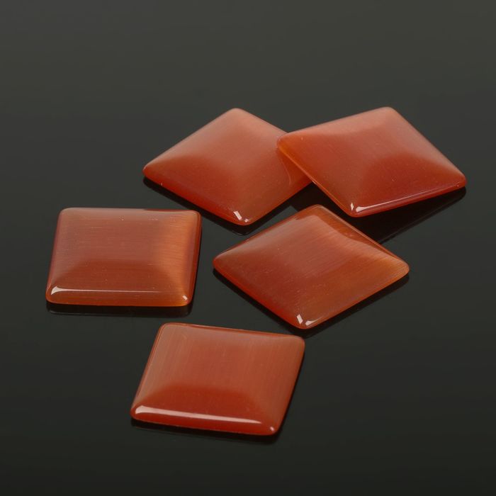Кабошон "Кошачий глаз" квадрат 20*20мм (набор 5шт), цвет красный