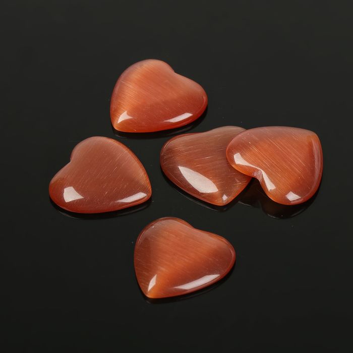 Кабошон "Кошачий глаз" сердце 18*18мм (набор 5шт), цвет красный