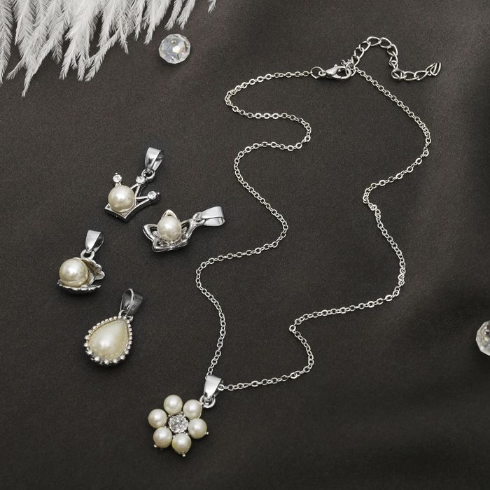 Кулон "Жемчужная принцесса" 5 сменных подвесок, цвет белый в серебре