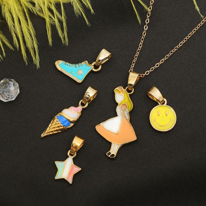 Кулон "В стране чудес", 5 сменных подвесок, цветные в золоте