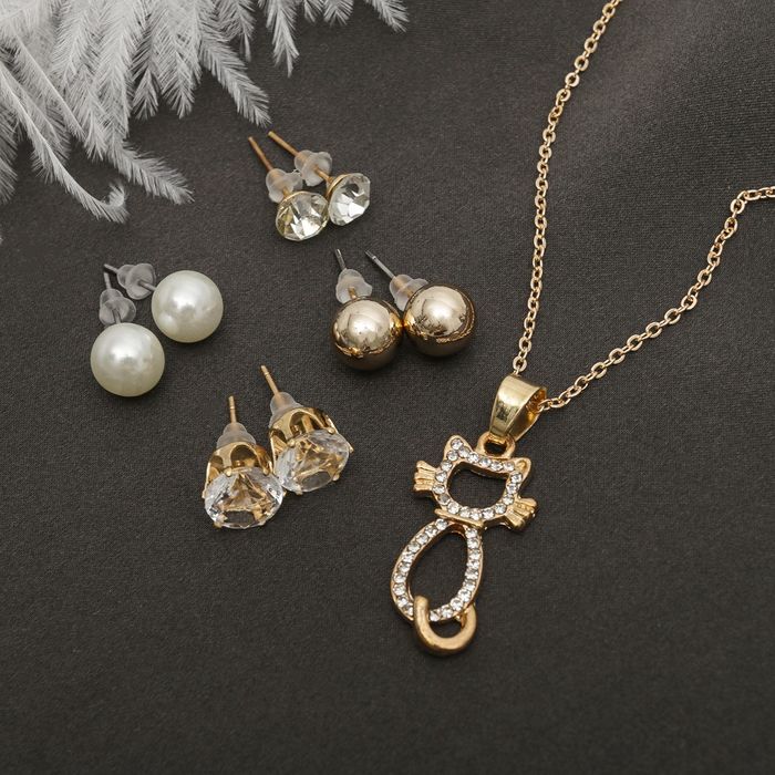 Гарнитур 5 предметов: 4 пары пуссет, кулон "Кошечка", цвет белый в золоте