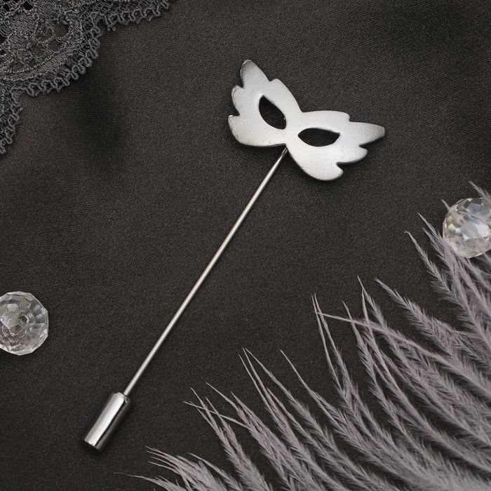 Булавка "Маска", цвет матового серебра