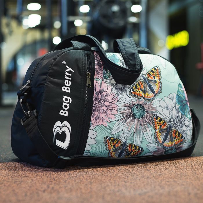 Сумка спортивная на молнии "Фитнес", 1 отдел, наружный карман, регулируемый ремень, цвет чёрный/разноцветный