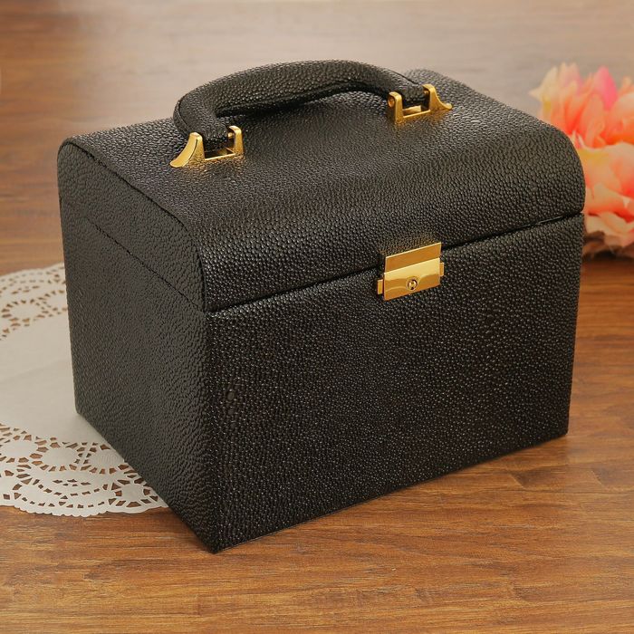 Шкатулка кожзам для косметики "Чёрная" 16,5х22х16,5 см
